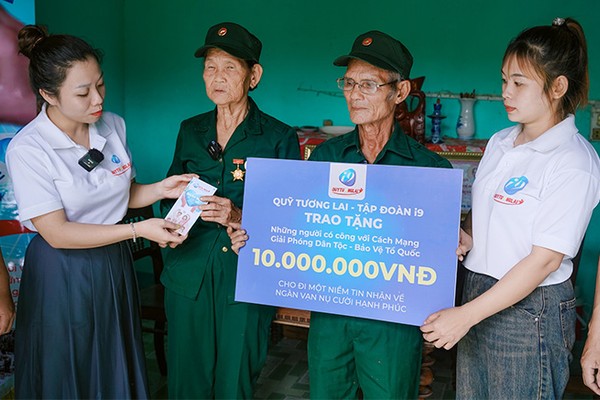 Hỗ trợ khách hàng chuyên nghiệp